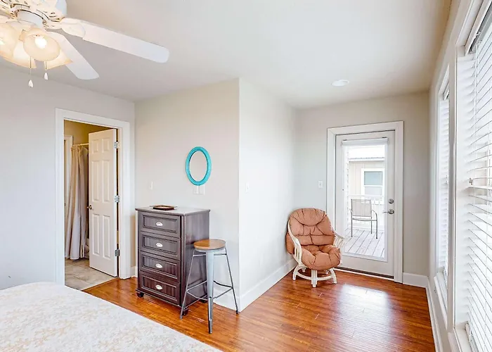 Wonderful Near The Gulf With Shared Pool Fishing Pier Easy Access Holiday home Gulf Shores