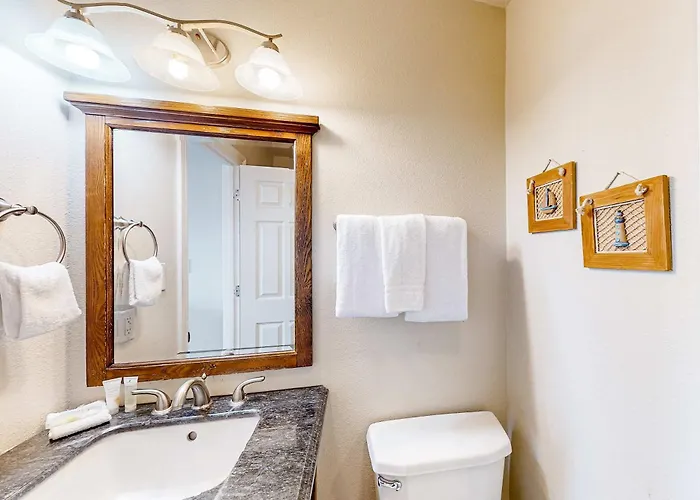 Wonderful Near The Gulf With Shared Pool Fishing Pier Easy Access Holiday home Gulf Shores