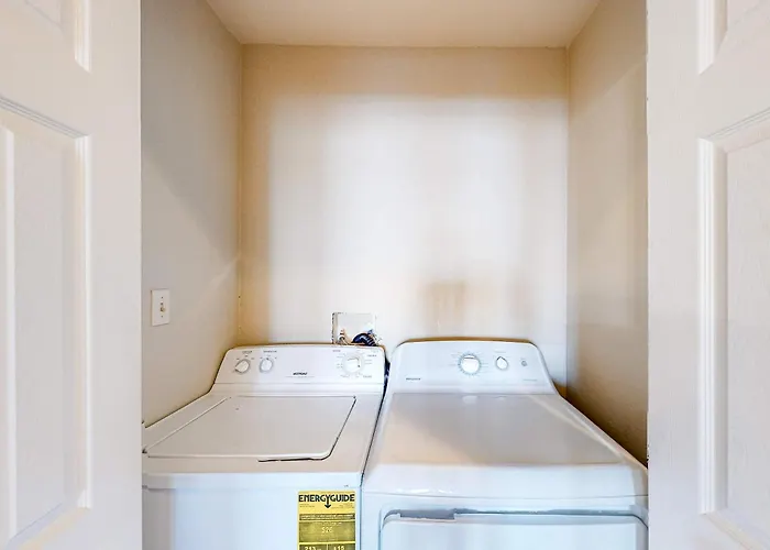 Wonderful Near The Gulf With Shared Pool Fishing Pier Easy Access Holiday home Gulf Shores