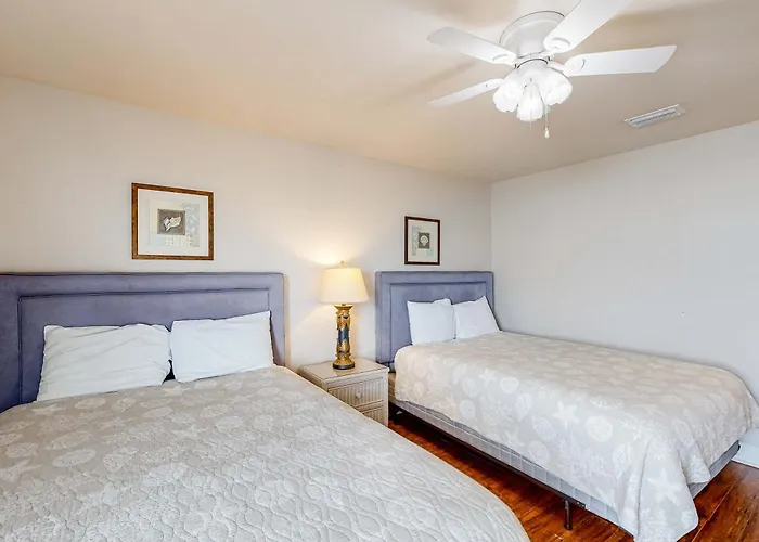 Wonderful Near The Gulf With Shared Pool Fishing Pier Easy Access Holiday home Gulf Shores