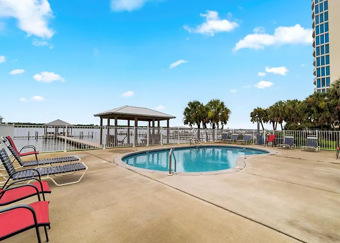 Wonderful Near The Gulf With Shared Pool Fishing Pier Easy Access Gulf Shores